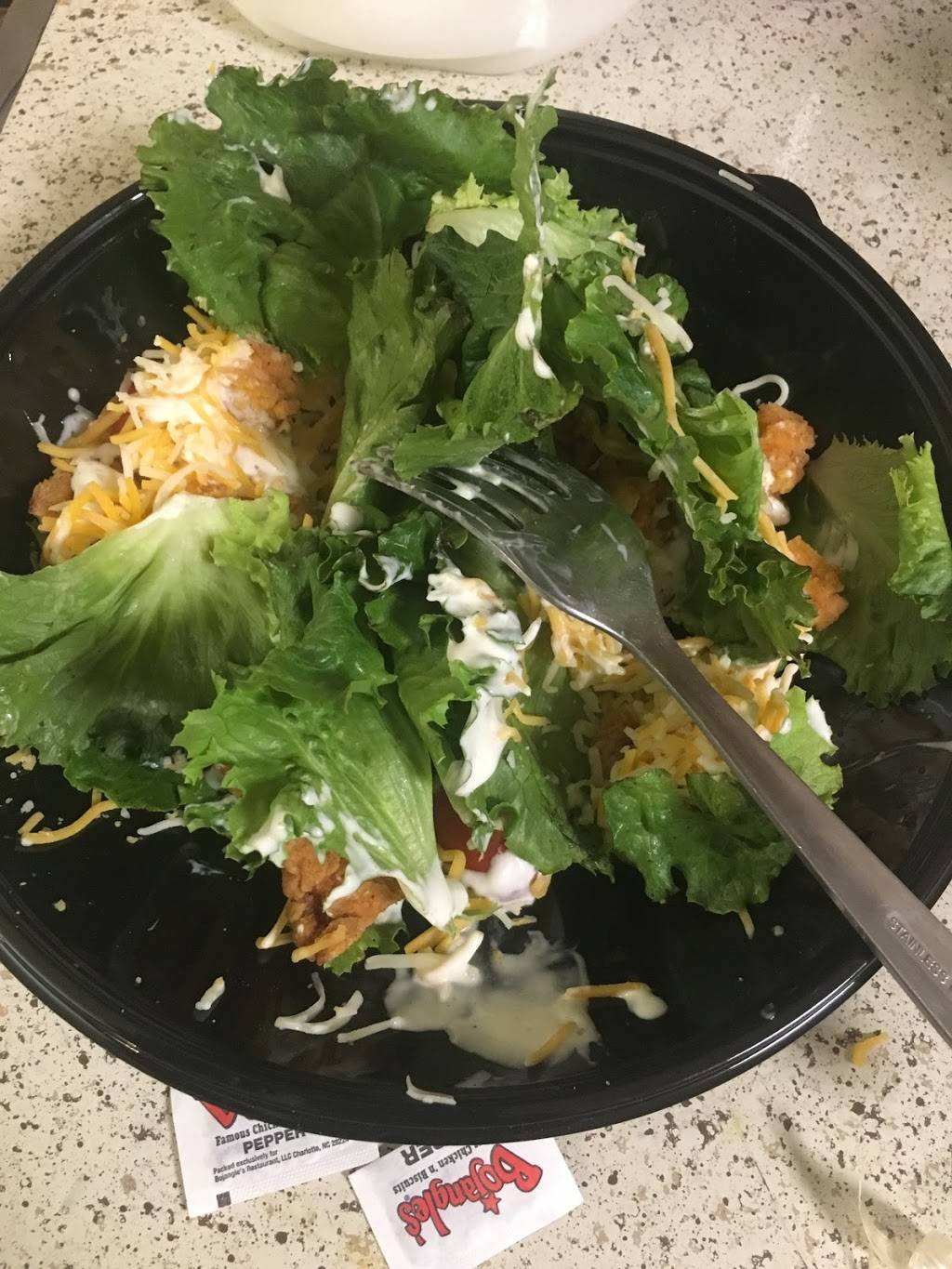 Bojangles Famous Chicken n Biscuits | restaurant | 2140 Murfreesboro Pike, Nashville, TN 37217, USA | 6153659046 OR +1 615-365-9046