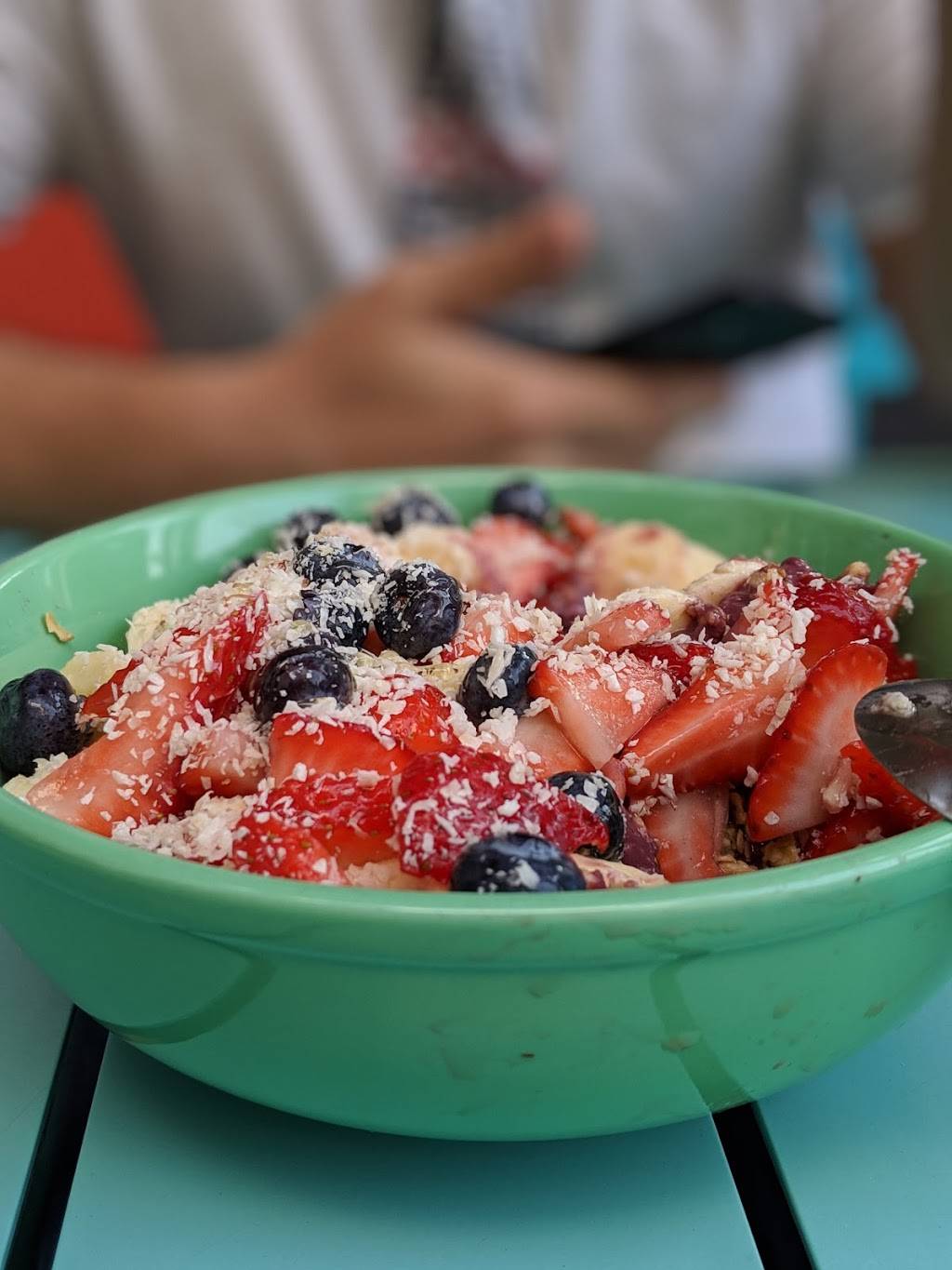 Backyard Bowls | restaurant | 1317 7th St unit A, Santa Monica, CA 90401, USA | 3102609935 OR +1 310-260-9935