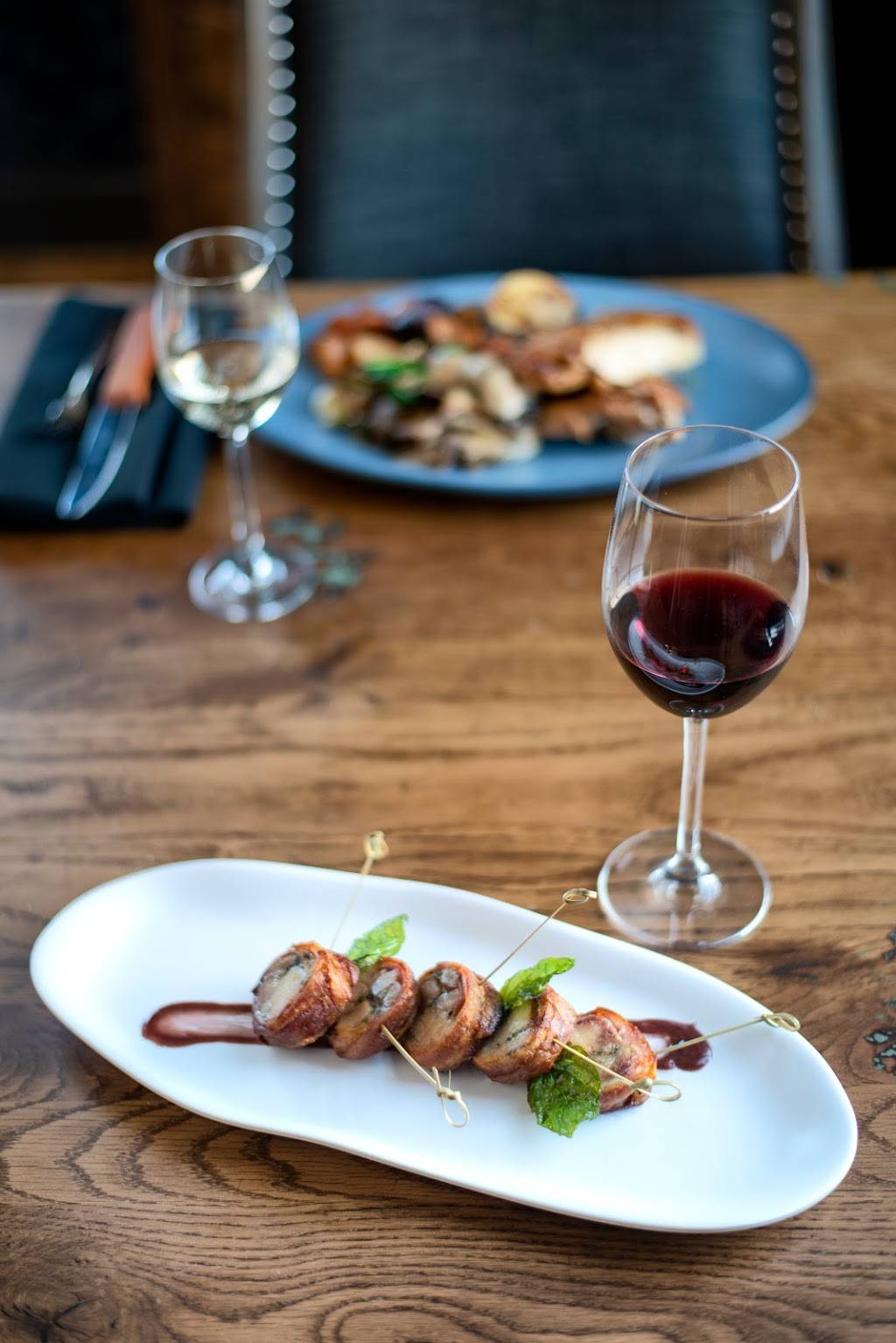 The 1844 Table & Mash | restaurant | 5708 8th Ave, Kenosha, WI 53140, USA | 2627648940 OR +1 262-764-8940