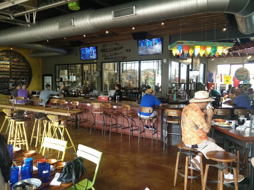 Crooked Hammock Brewery | restaurant | 36707 Crooked Hammock Way, Lewes, DE 19958, USA | 3026447837 OR +1 302-644-7837