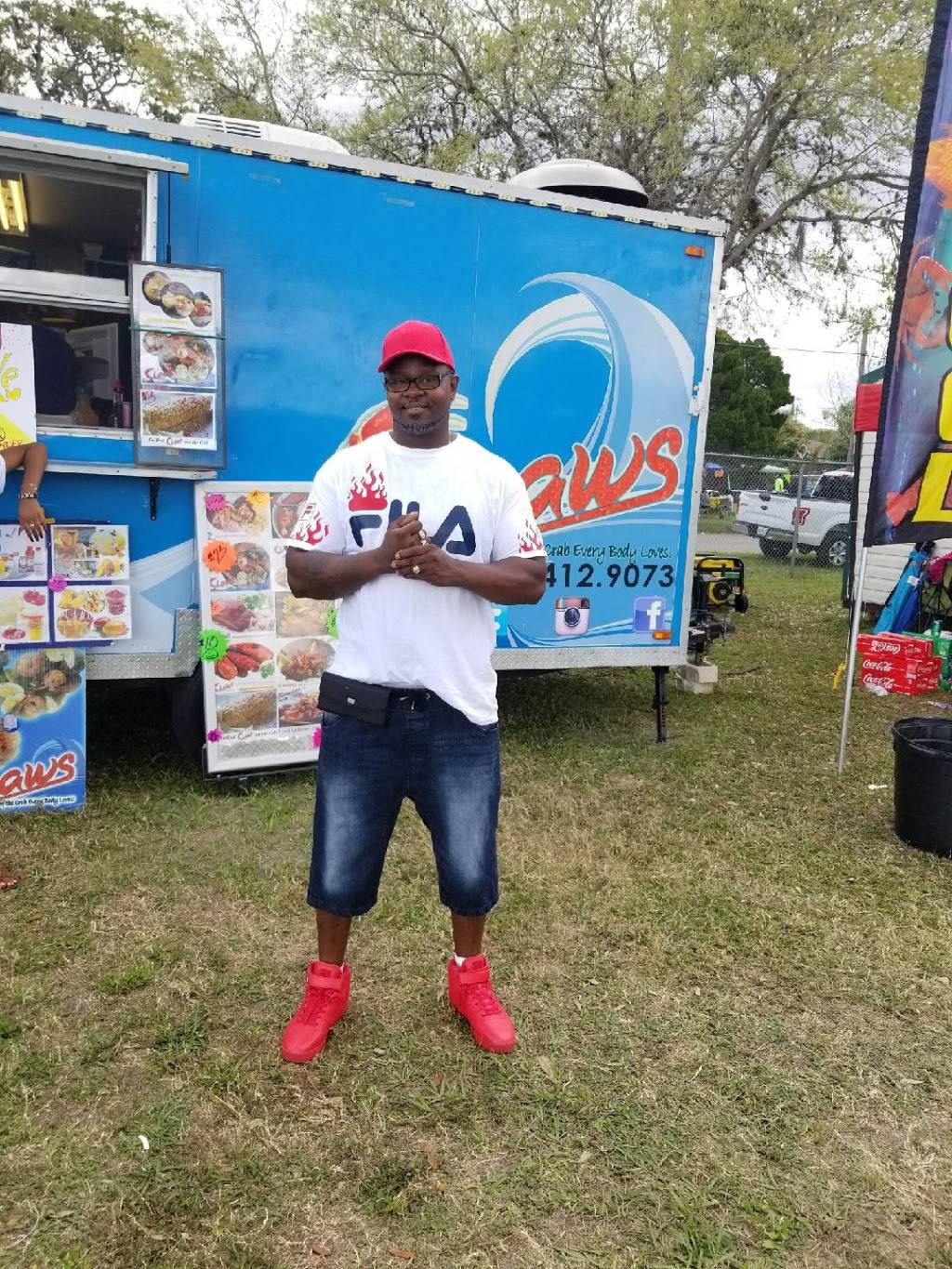 Claws Mobile Eateries | restaurant | Tampa, FL 33602, USA | 8134129073 OR +1 813-412-9073