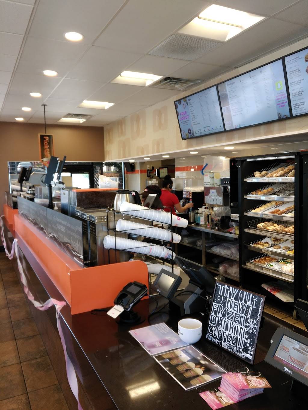 Dunkin | bakery | 551 W Pike St, Lawrenceville, GA 30046, USA | 7709628822 OR +1 770-962-8822