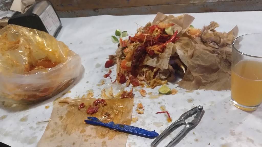 Crab Town | restaurant | 8050 Clairemont Mesa Blvd, San Diego, CA 92111, USA | 8587374972 OR +1 858-737-4972