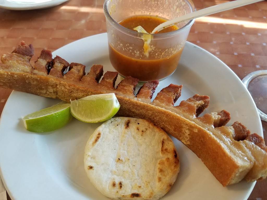 Tienda Vieja | restaurant | 6562 Fresh Meadow Ln, Fresh Meadows, NY 11365, USA | 7183213644 OR +1 718-321-3644