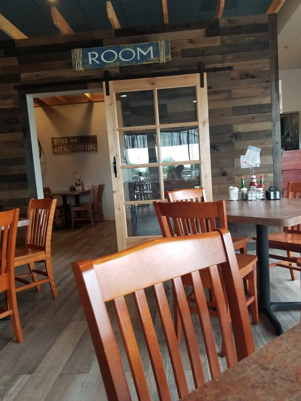 Henhouse Cafe | restaurant | 805 N Dobson Rd, Mesa, AZ 85201, USA | 4805507474 OR +1 480-550-7474