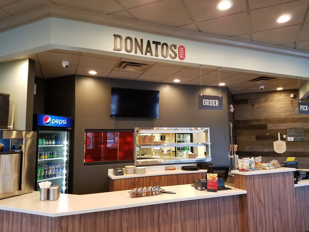 Donatos Pizza | restaurant | 9764 Sawmill Pkwy, Powell, OH 43065, USA | 6147615400 OR +1 614-761-5400