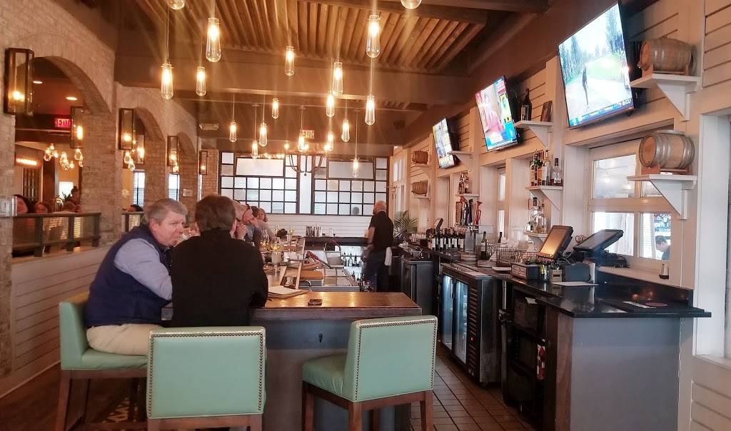 Tavern & Table | restaurant | 100 Church St, Mt Pleasant, SC 29464, USA | 8433529510 OR +1 843-352-9510