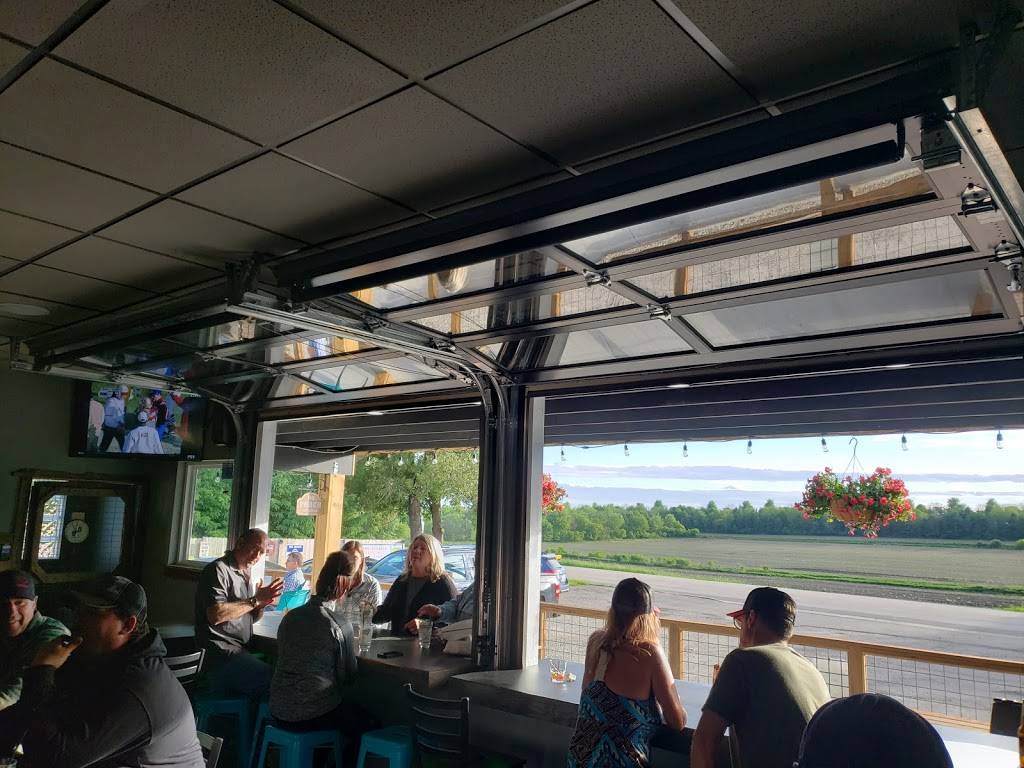 Stolls Olde 109 | restaurant | N866 Co Rd R, Watertown, WI 53098, USA | 9209253000 OR +1 920-925-3000