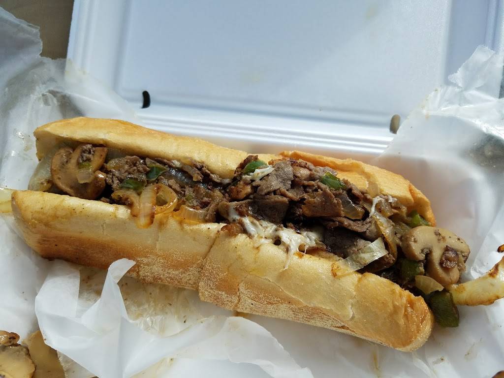 Little River Grill | restaurant | 2395 Tyler Rd, Christiansburg, VA 24073, USA | 5406393399 OR +1 540-639-3399