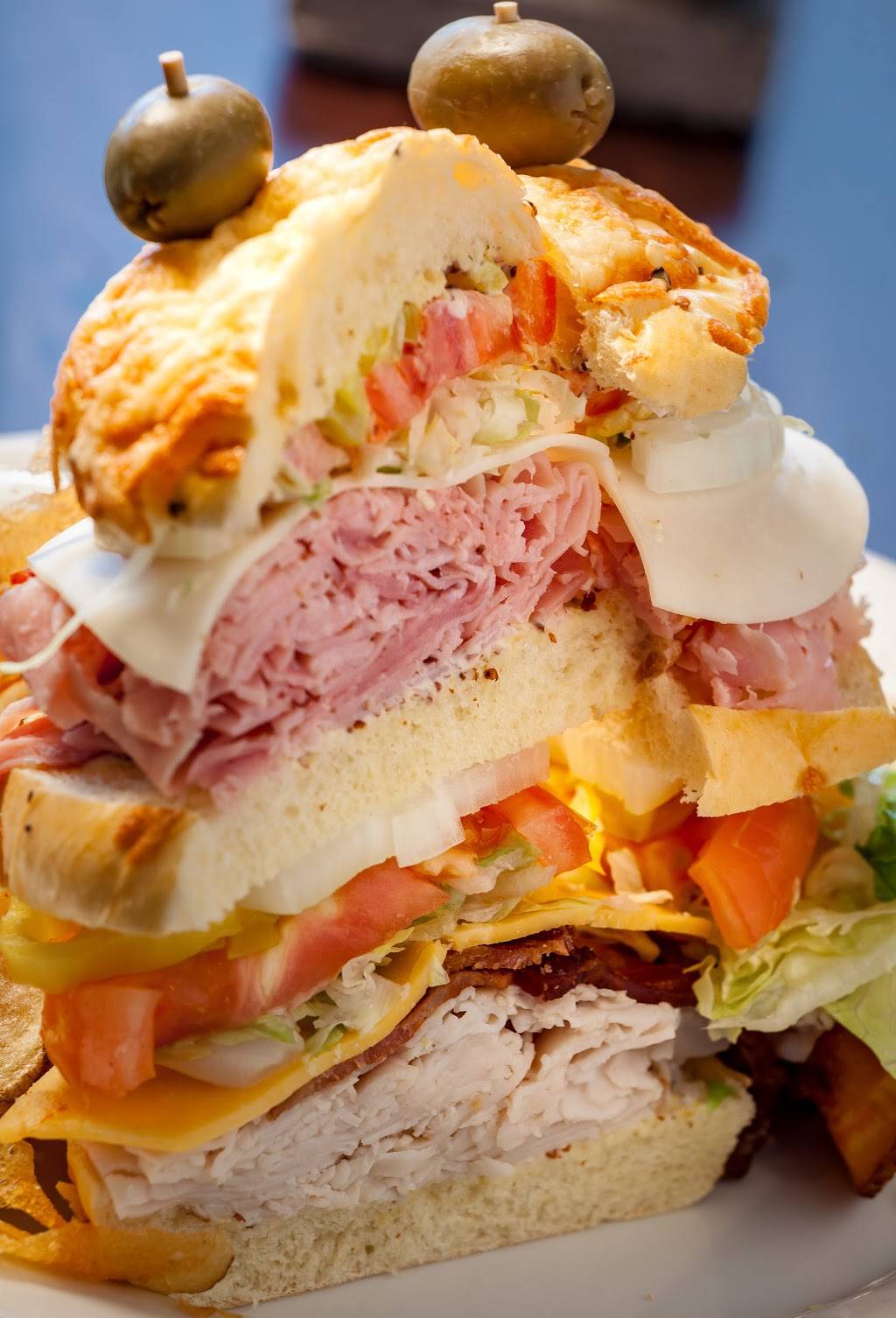 Green St. Grille | restaurant | 120 W Green St, Bensenville, IL 60106, USA | 6304741201 OR +1 630-474-1201