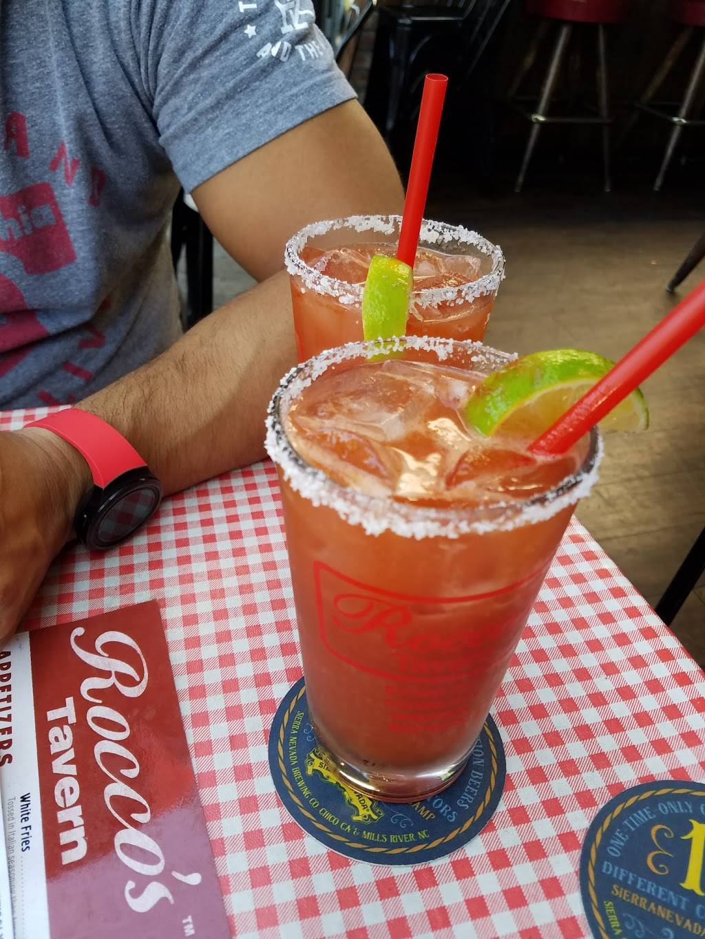 Roccos Tavern | restaurant | 3843 Main St, Culver City, CA 90232, USA | 3105595500 OR +1 310-559-5500