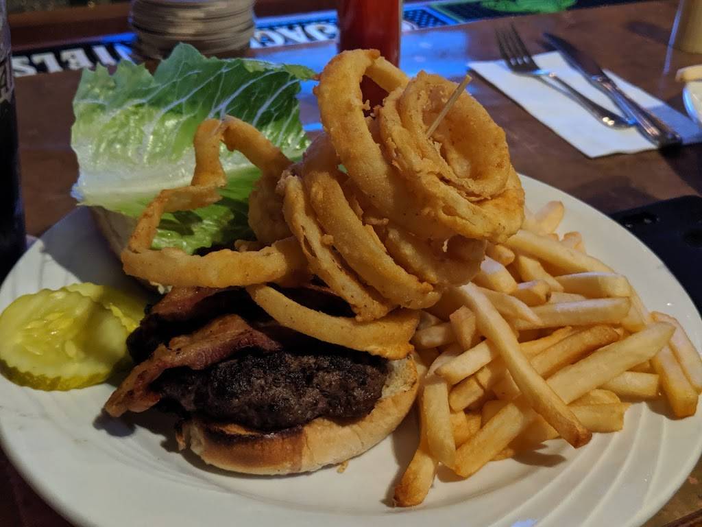 Stonewall Tavern &Grille | restaurant | 538 Main St, Fiskdale, MA 01518, USA | 7743041188 OR +1 774-304-1188