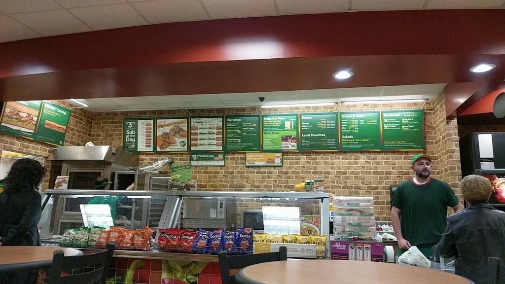 Subway Restaurants | restaurant | 3226 E Shea Blvd, Phoenix, AZ 85028, USA | 6029968212 OR +1 602-996-8212