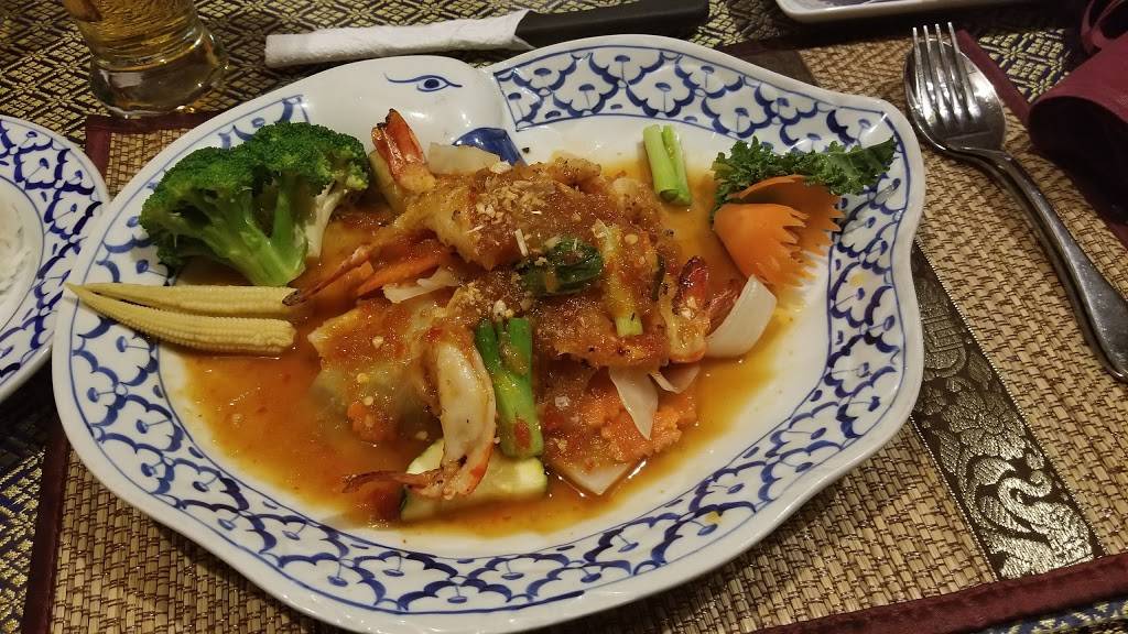 Thai Cuisine | restaurant | 11078 Spring Hill Dr, Spring Hill, FL 34608, USA | 3526848571 OR +1 352-684-8571