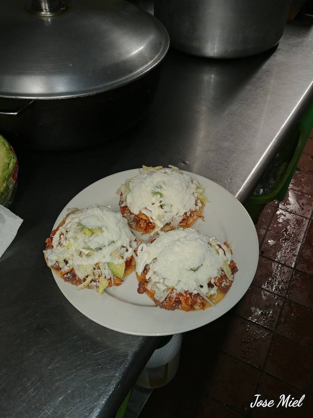 La Flor De Santa Ines | restaurant | 731 Church Ave, Brooklyn, NY 11218, USA | 7188544854 OR +1 718-854-4854