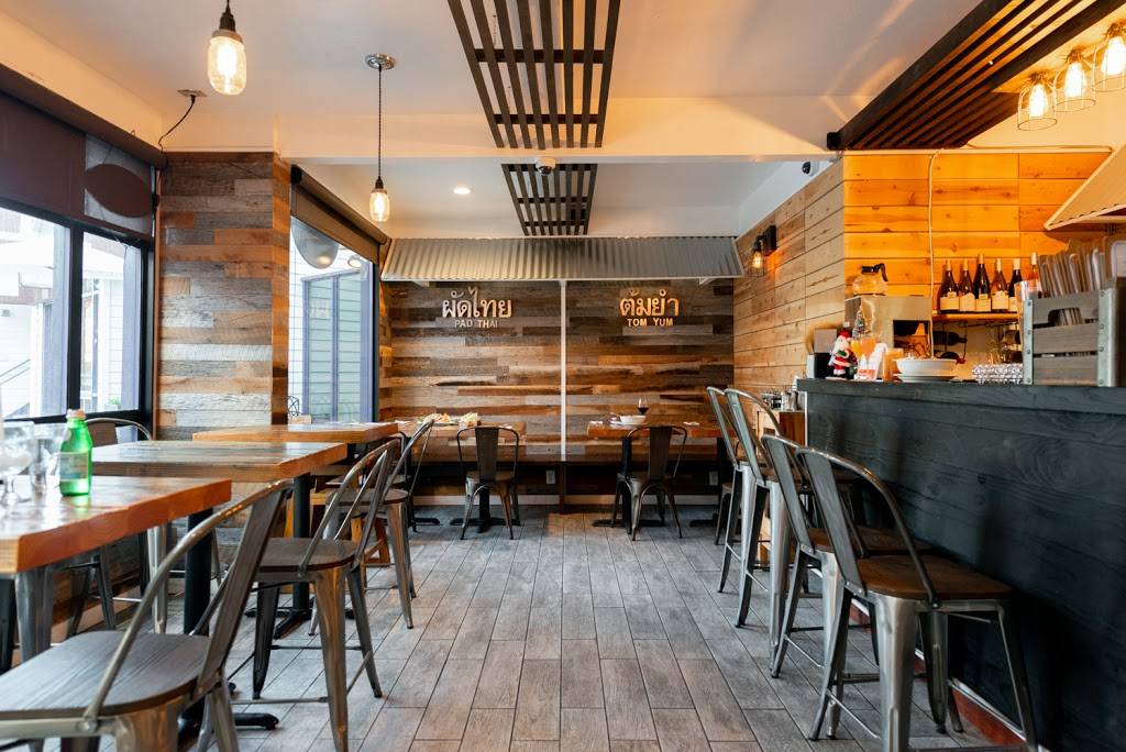 ThaiTanic Streetfood | restaurant | 1001 Bridgeway Ste B1, Sausalito, CA 94965, USA | 4153318007 OR +1 415-331-8007