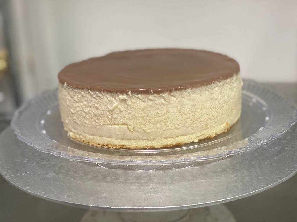 Claudias Heavenly Flans & Cakes | bakery | 21957 US Hwy 19 N, Clearwater, FL 33765, USA | 7277546857 OR +1 727-754-6857