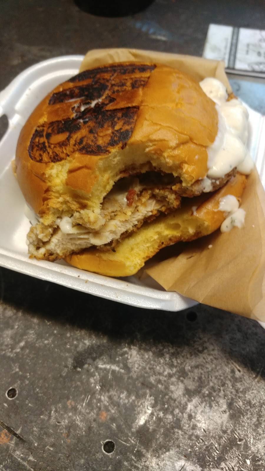 H Brothers | restaurant | 212 E Grand Ave, Escondido, CA 92025, USA | 4429995542 OR +1 442-999-5542