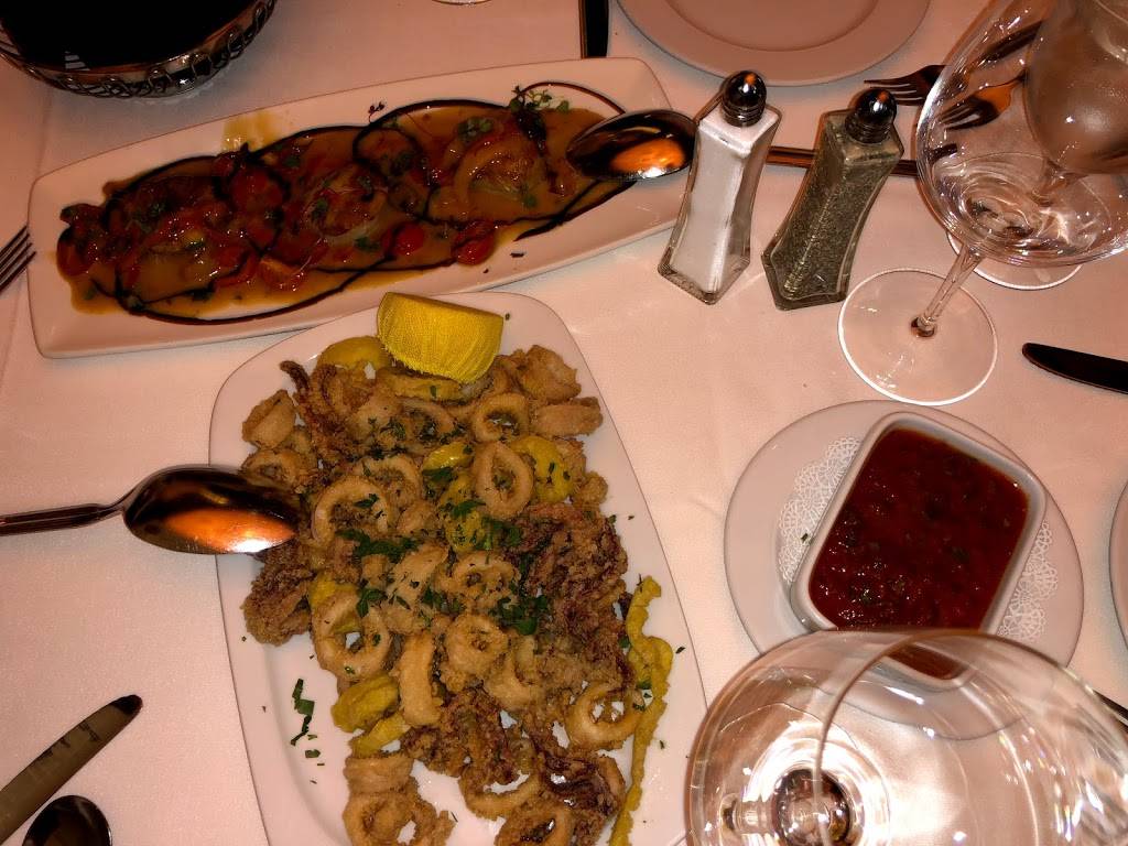 Andiamo Steakhouse | restaurant | 301 Fremont St, Las Vegas, NV 89101, USA | 7023882400 OR +1 702-388-2400