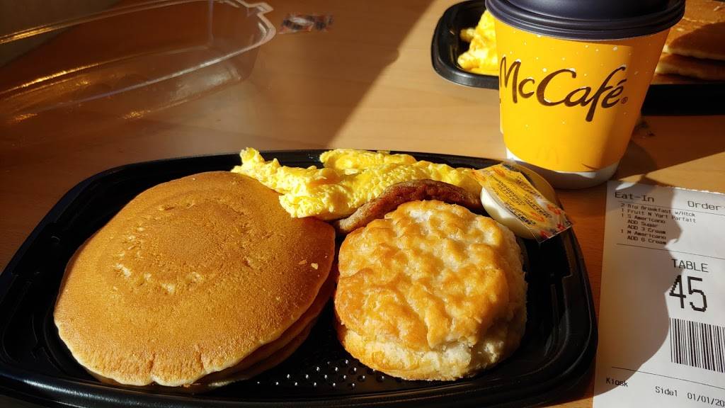 McDonalds | cafe | 5440 Dyer St, El Paso, TX 79904, USA | 9155658576 OR +1 915-565-8576