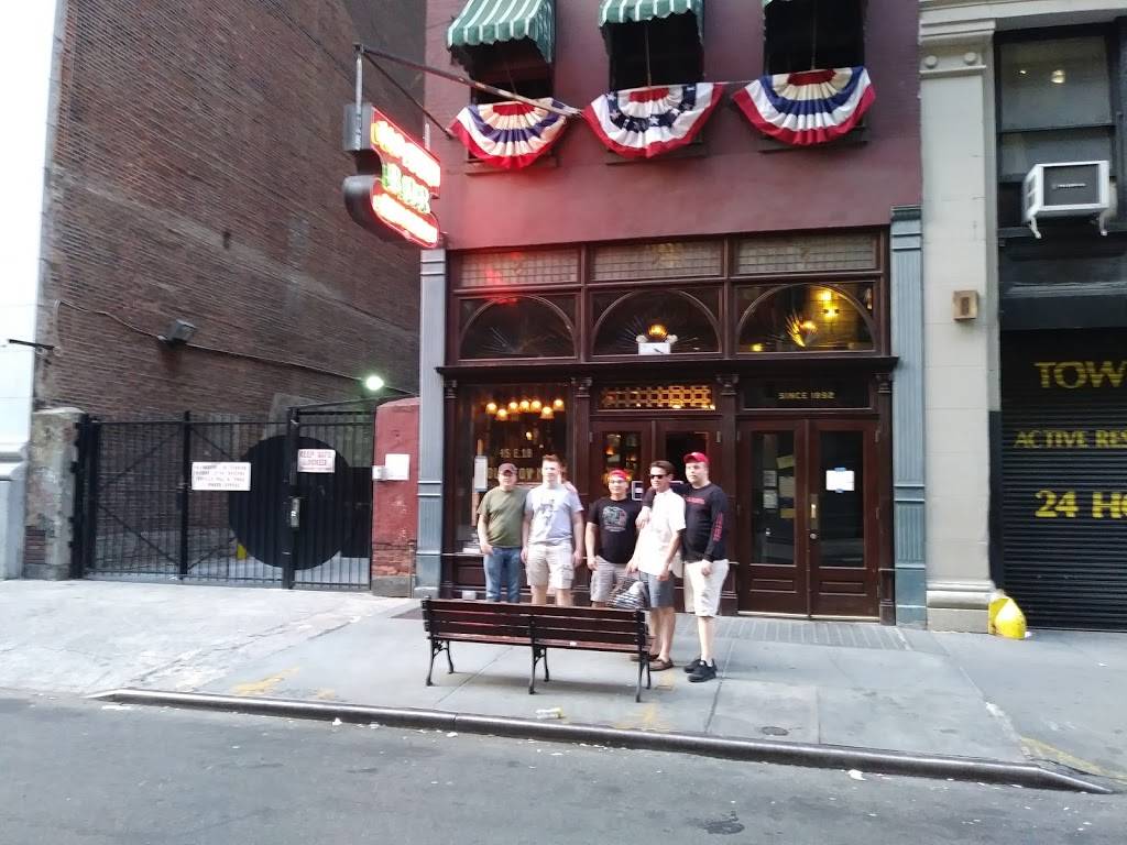 Old Town Bar | restaurant | 45 E 18th St, New York, NY 10003, USA | 2125296732 OR +1 212-529-6732