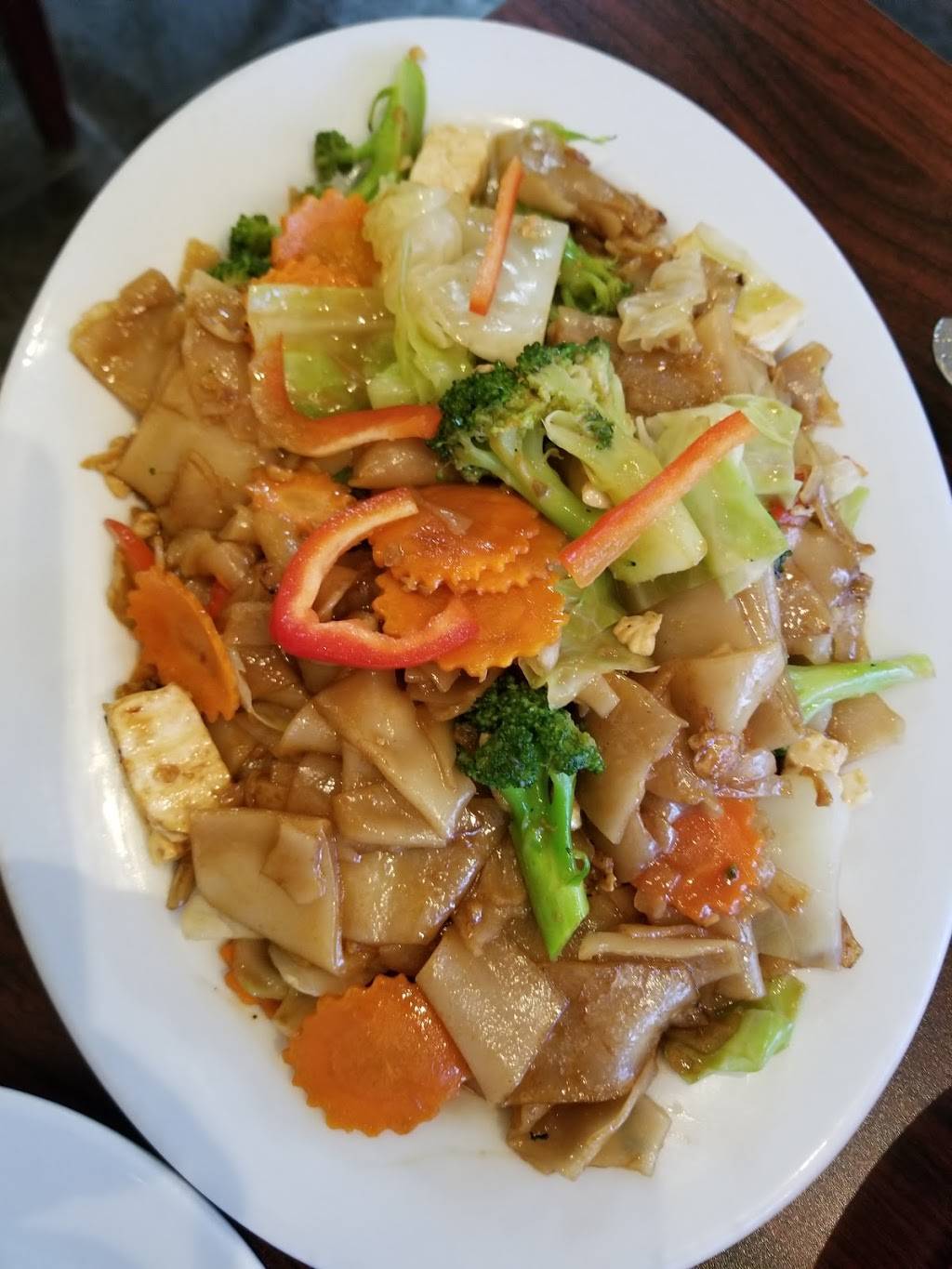 Zabb Thai Cuisine | restaurant | 4440 Mission St, San Francisco, CA 94112, USA | 4155862455 OR +1 415-586-2455