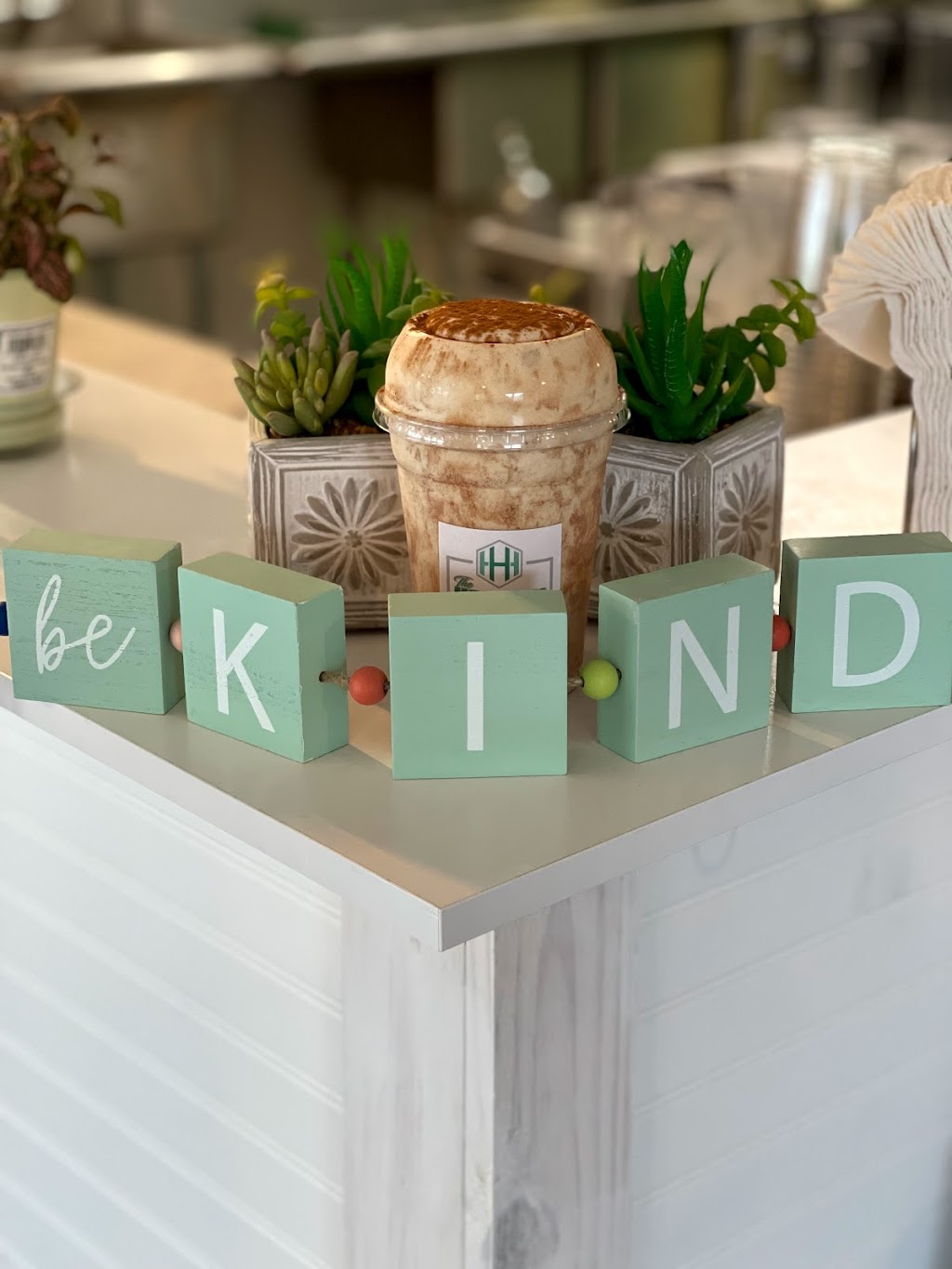 The Healthy Hangout | restaurant | 5015 State Rd 46, Bloomington, IN 47404, USA | 8123613289 OR +1 812-361-3289