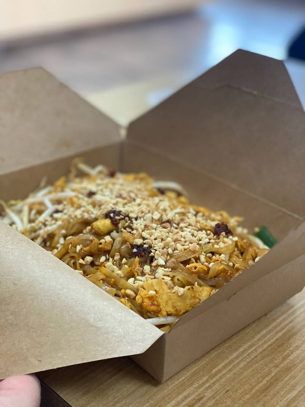 Gor Gai Thai Kitchen | restaurant | 205 Town Center Pkwy, Santee, CA 92071, USA | 6194997990 OR +1 619-499-7990