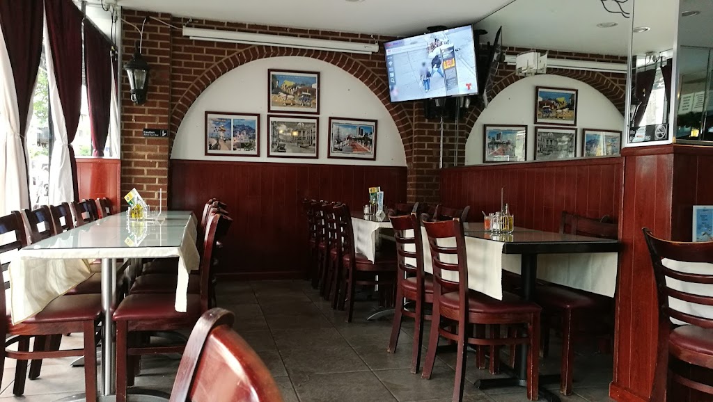 El Guayaquileno | restaurant | 94-54 Corona Ave., Queens, NY 11373, USA | 7187604982 OR +1 718-760-4982