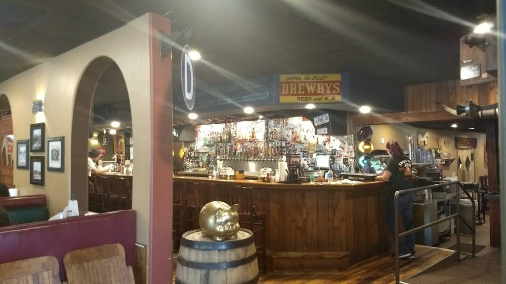 Smokin Daves BBQ & Brew | restaurant | 228 Main St, Lyons, CO 80540, USA | 3038237427 OR +1 303-823-7427