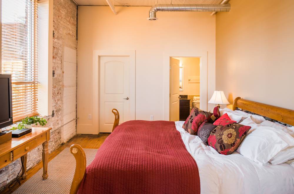 The Bradley Building | restaurant | 1220 W 6th St #100, Cleveland, OH 44113, USA | 2166212001 OR +1 216-621-2001