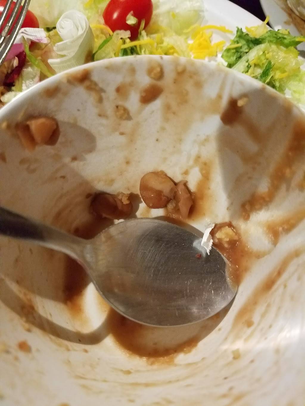 Giovannis Pizza | restaurant | 728 Boone Ave, Winchester, KY 40391, USA | 8597452991 OR +1 859-745-2991