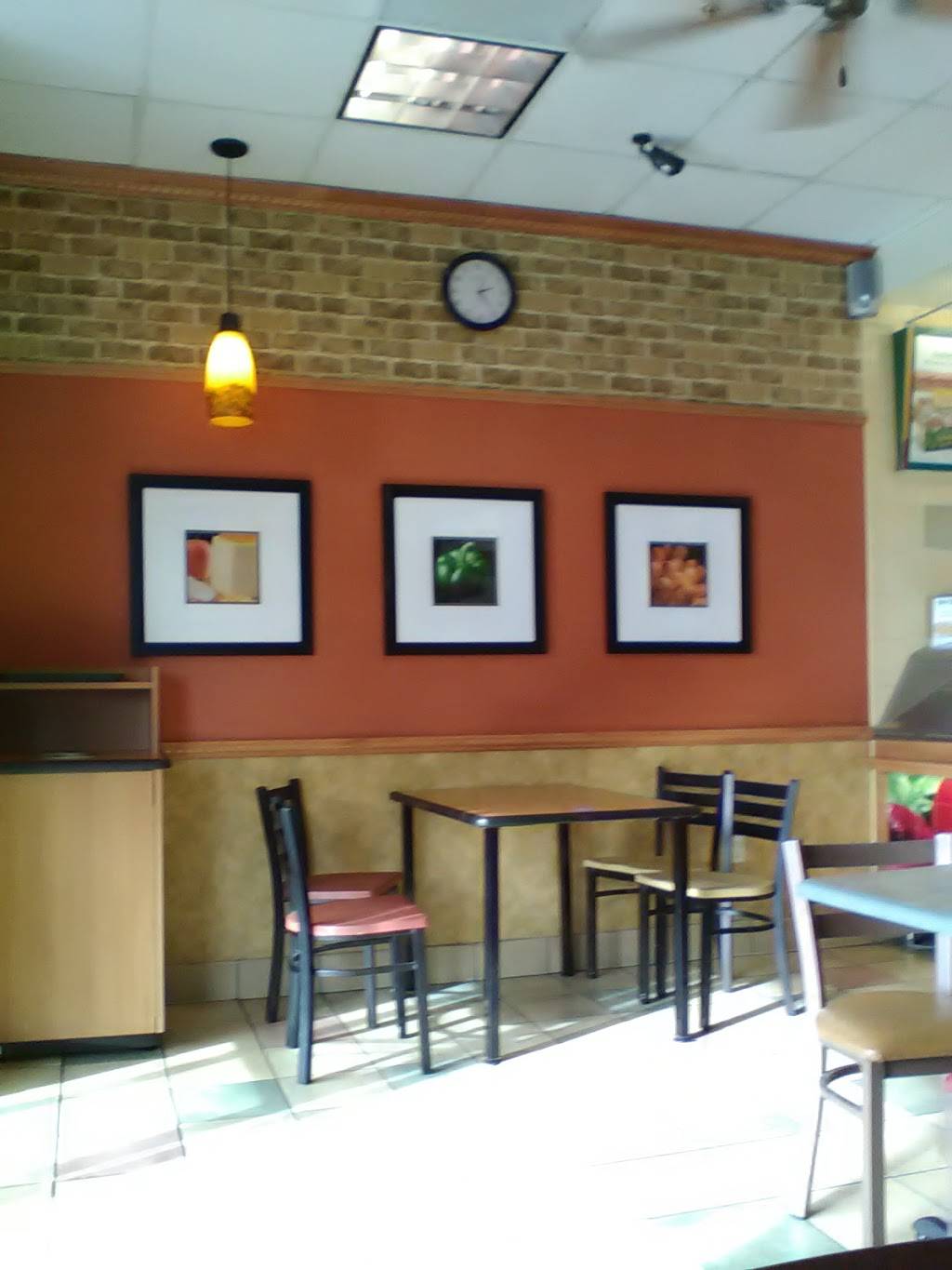 Subway Restaurants | restaurant | 520 W Tennyson Rd, Hayward, CA 94544, USA | 5107827852 OR +1 510-782-7852