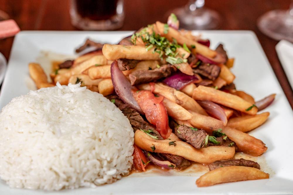 El Rancho | restaurant | 21 N Main St, Norwalk, CT 06854, USA | 2038104479 OR +1 203-810-4479