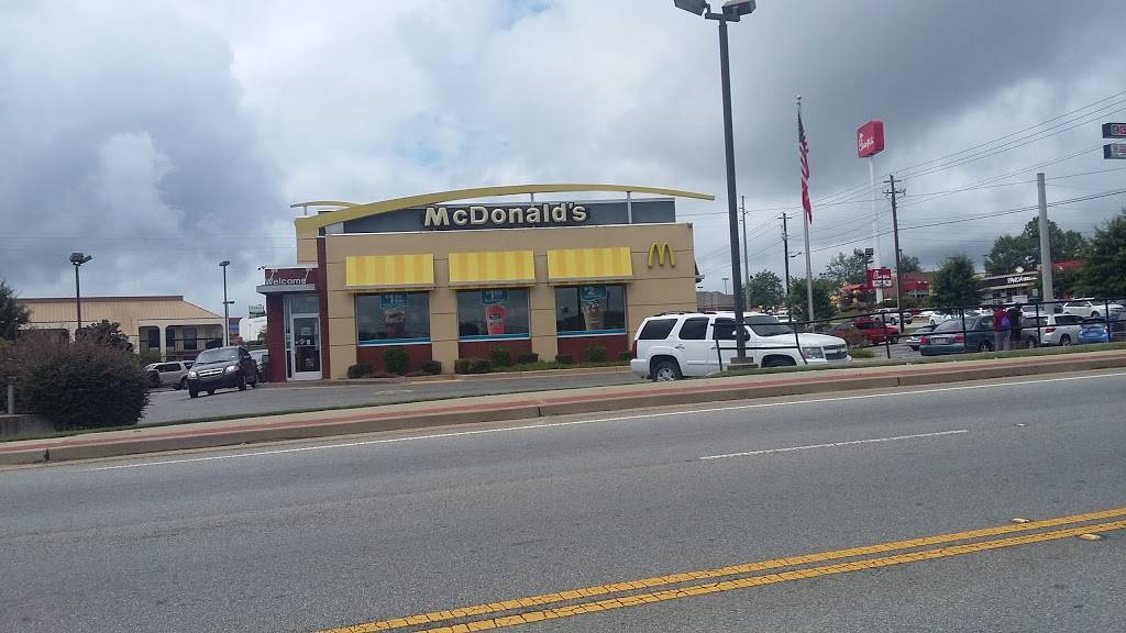 McDonalds | cafe | 3660 Riverside Dr, Macon, GA 31210, USA | 4784775580 OR +1 478-477-5580