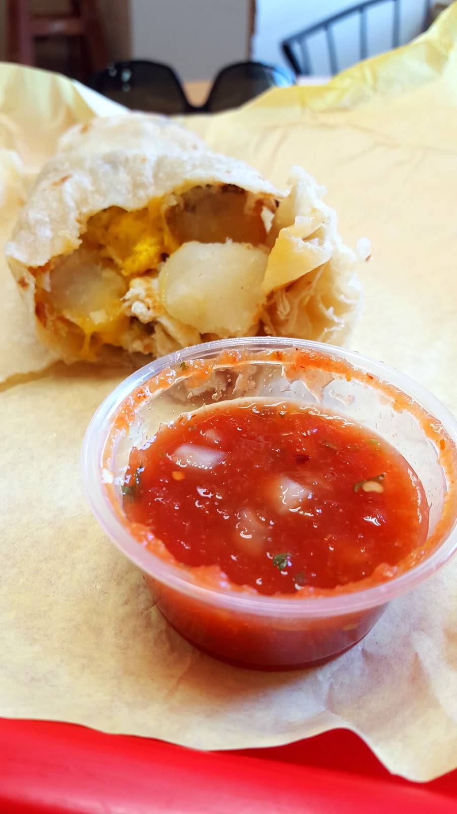 Jorges Mexicatessen | restaurant | 267 N El Camino Real, Encinitas, CA 92024, USA | 7609426809 OR +1 760-942-6809