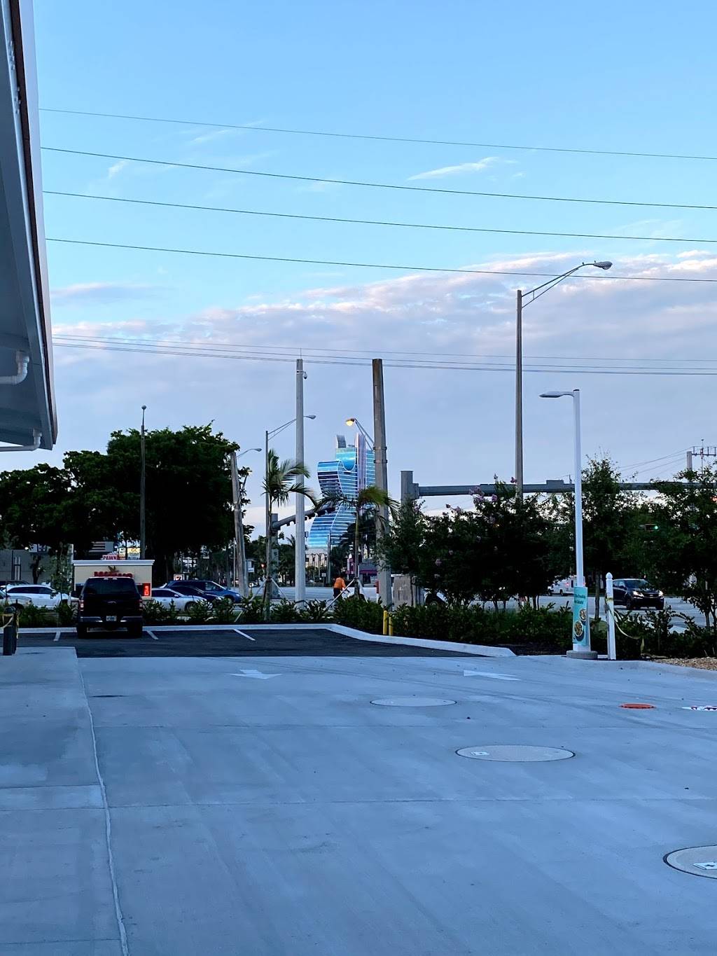 Wawa | cafe | 4700 S State Rd 7, Davie, FL 33314, USA | 7548885113 OR +1 754-888-5113