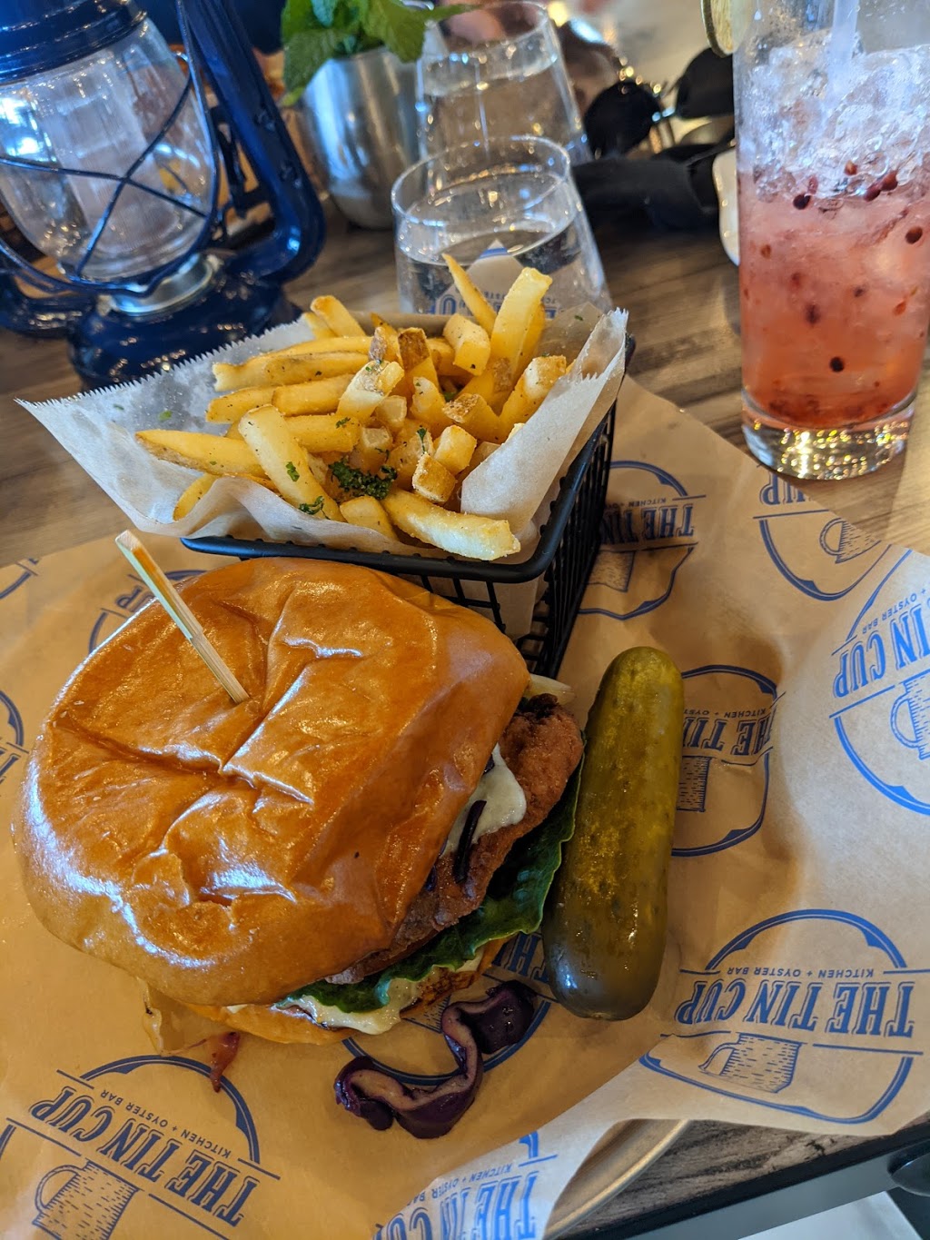 Tin Cup Kitchen + Oyster Bar | restaurant | 2800 Shore Dr, Virginia Beach, VA 23451, USA | 7577772800 OR +1 757-777-2800