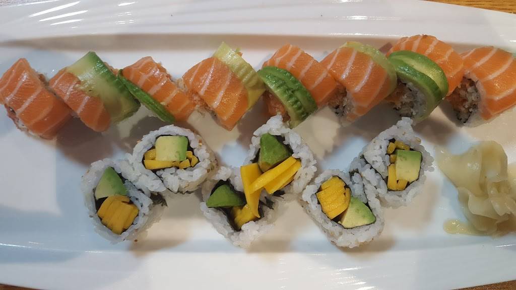 Maki Maki Sushi | restaurant | 8023 Wisconsin Ave, Bethesda, MD 20814, USA | 3019139888 OR +1 301-913-9888