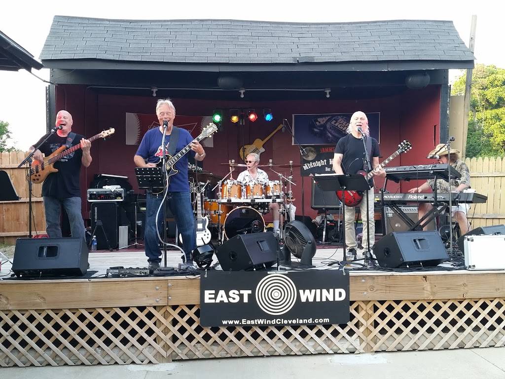 JAMMS Midnight Moon Saloon | restaurant | 1808 N Ridge Rd, Painesville, OH 44077, USA | 4407548696 OR +1 440-754-8696