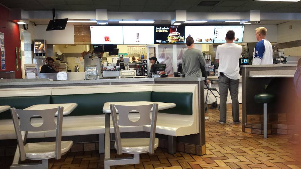 McDonalds | cafe | 5824 Montezuma Rd, San Diego, CA 92115, USA | 6192651074 OR +1 619-265-1074