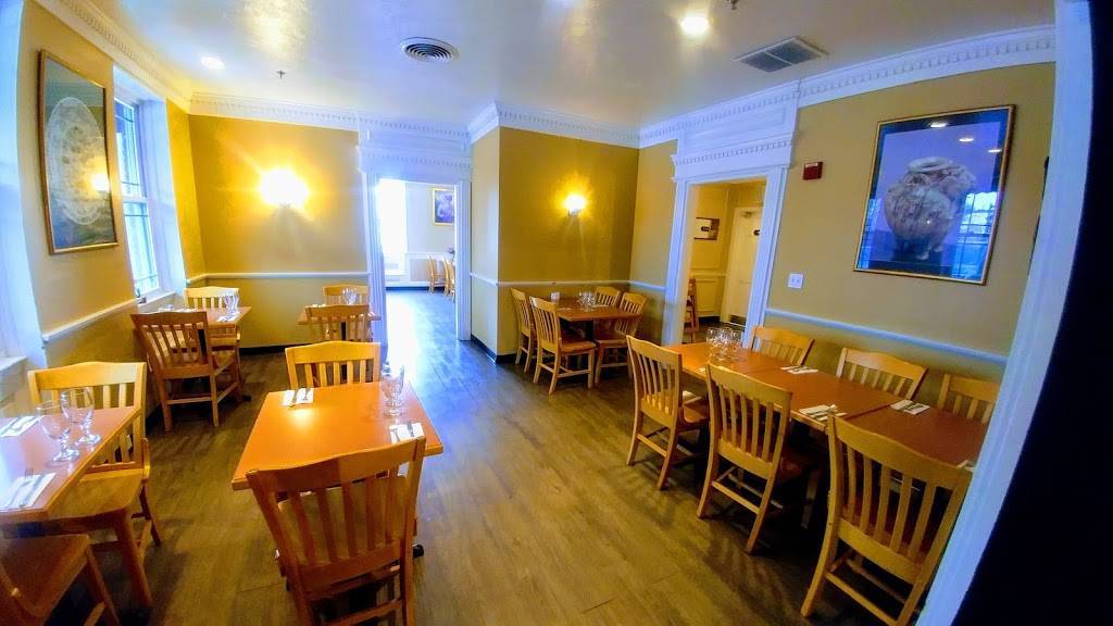 White Coconut Thai Restaurant | restaurant | 211 Middlesex Turnpike, Burlington, MA 01803, USA | 7813651436 OR +1 781-365-1436