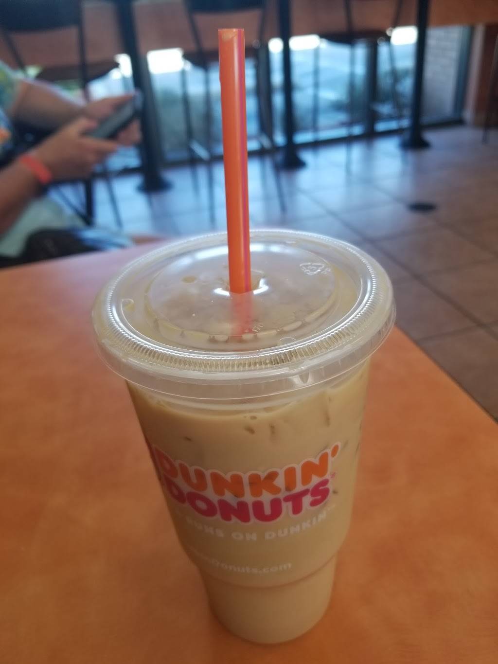 Dunkin | bakery | 1662 NE Pine Island Rd, Cape Coral, FL 33909, USA | 2392422638 OR +1 239-242-2638