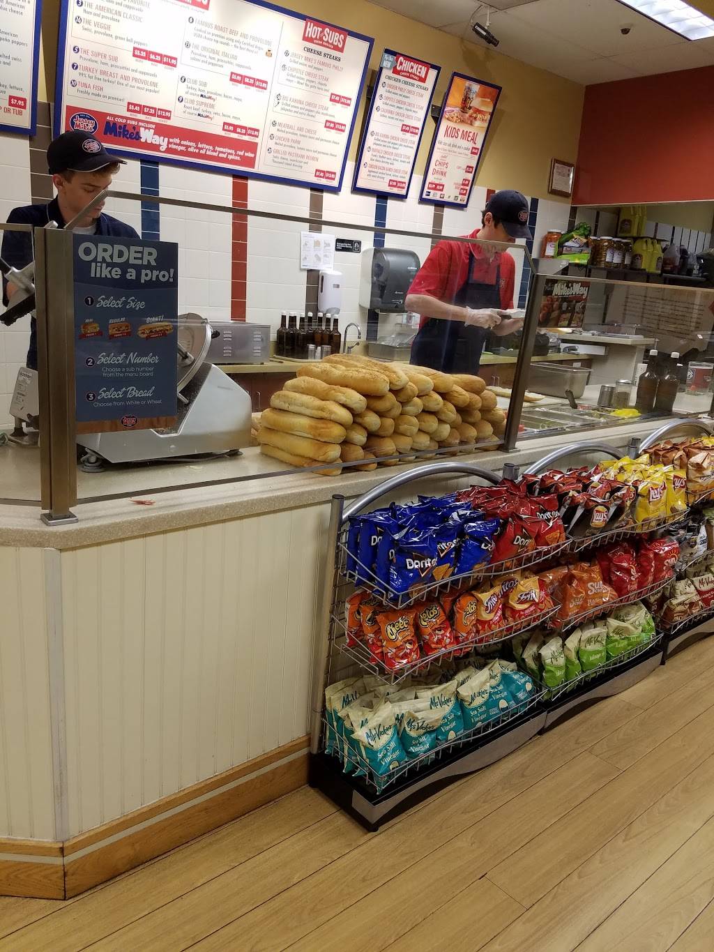 Jersey Mikes Subs | meal takeaway | 14925 Bruce B Downs Blvd Suite 401, Tampa, FL 33613, USA | 8139101118 OR +1 813-910-1118