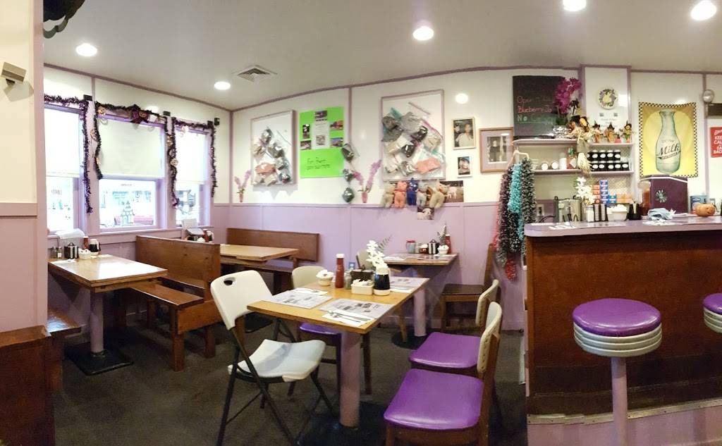 Purple Palace | restaurant | 3 Railroad Ave, York, ME 03909, USA | 2073634650 OR +1 207-363-4650