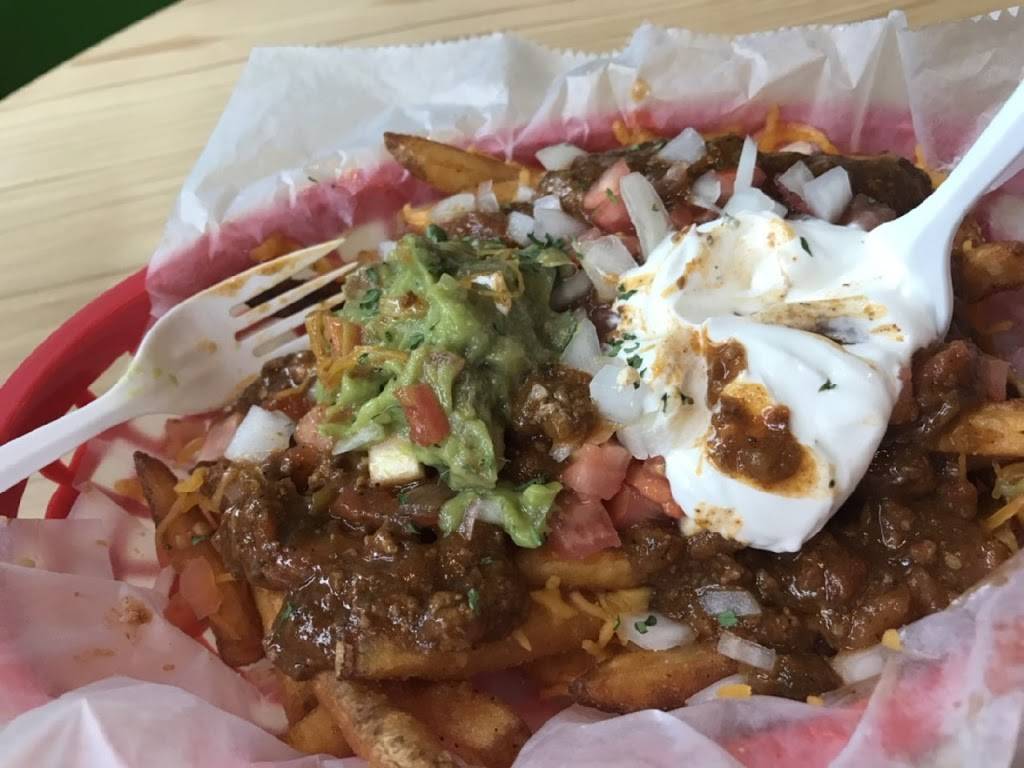 Dat Dog | restaurant | 101 Church Ave #1200, College Station, TX 77840, USA | 9797045257 OR +1 979-704-5257