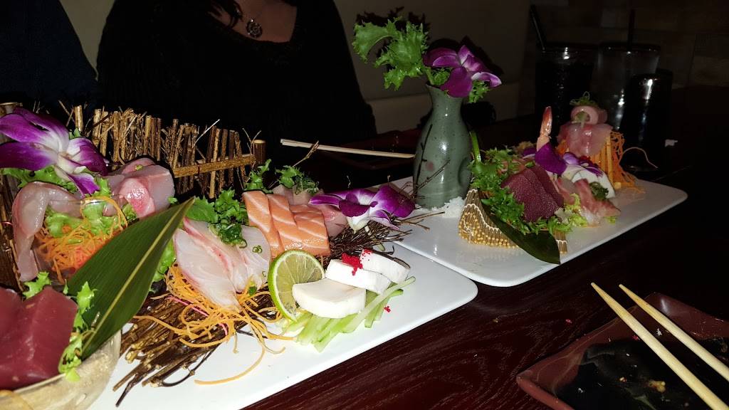 Kume Bistro | restaurant | 12 Weaver St d, Newmarket, NH 03857, USA | 6032925121 OR +1 603-292-5121