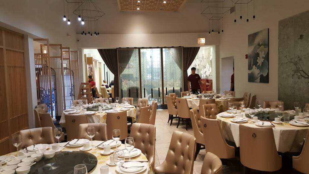 MingHin Cuisine | restaurant | 1633 N Naper Blvd, Naperville, IL 60563, USA | 6307993899 OR +1 630-799-3899