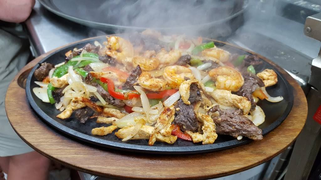 Sticky Cactus | restaurant | 1770 Hwy 81, McDonough, GA 30252, USA | 7709141089 OR +1 770-914-1089