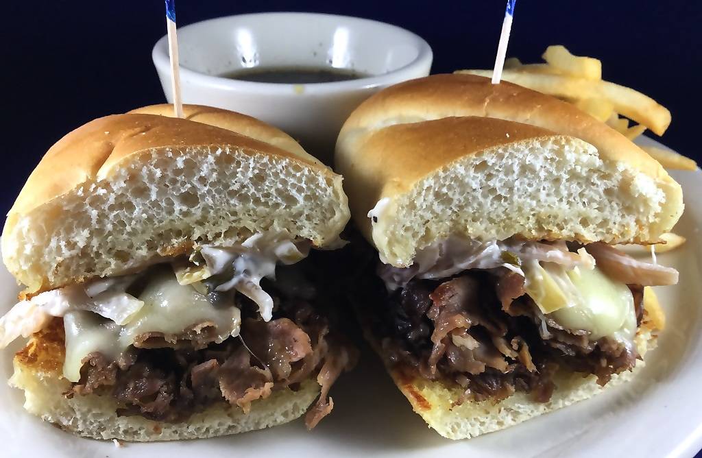 Maxies Restaurant & Lounge | restaurant | 1311 Grand Ave, West Des Moines, IA 50265, USA | 5152231463 OR +1 515-223-1463